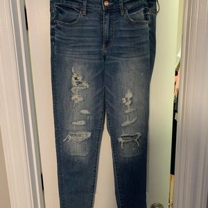 American eagle ripped skinny jeans
